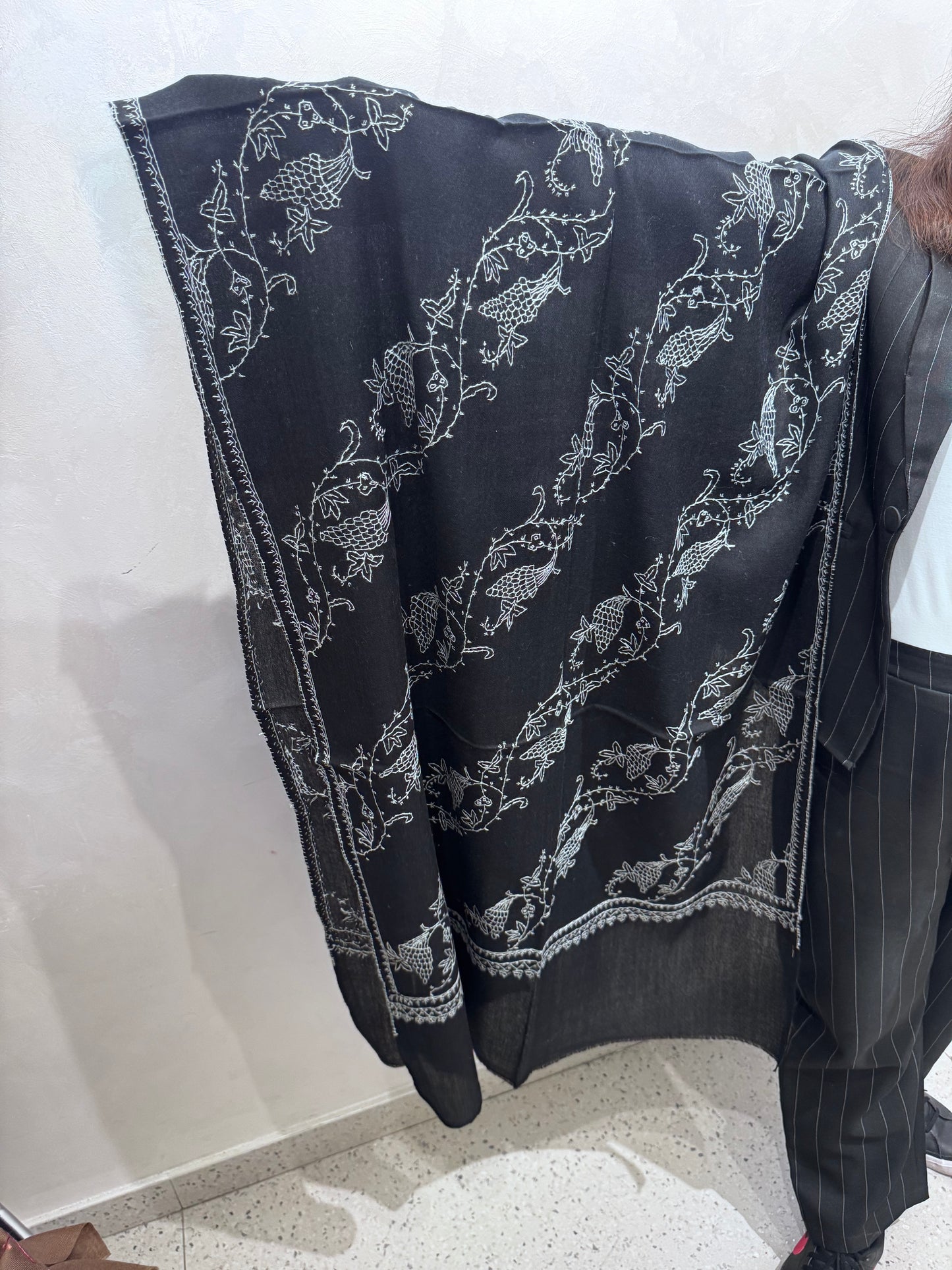 Pashmina Extra Fine Wool Shawl, Tone On Tone Palla Embroidery Design, Black