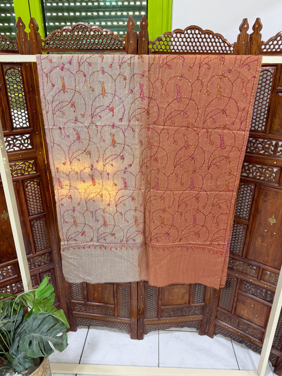 Pashmina shawl