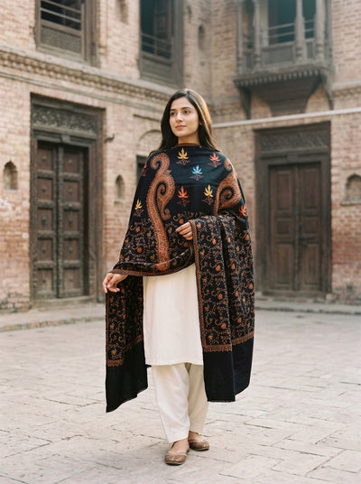 Hand made Pashmina shawl